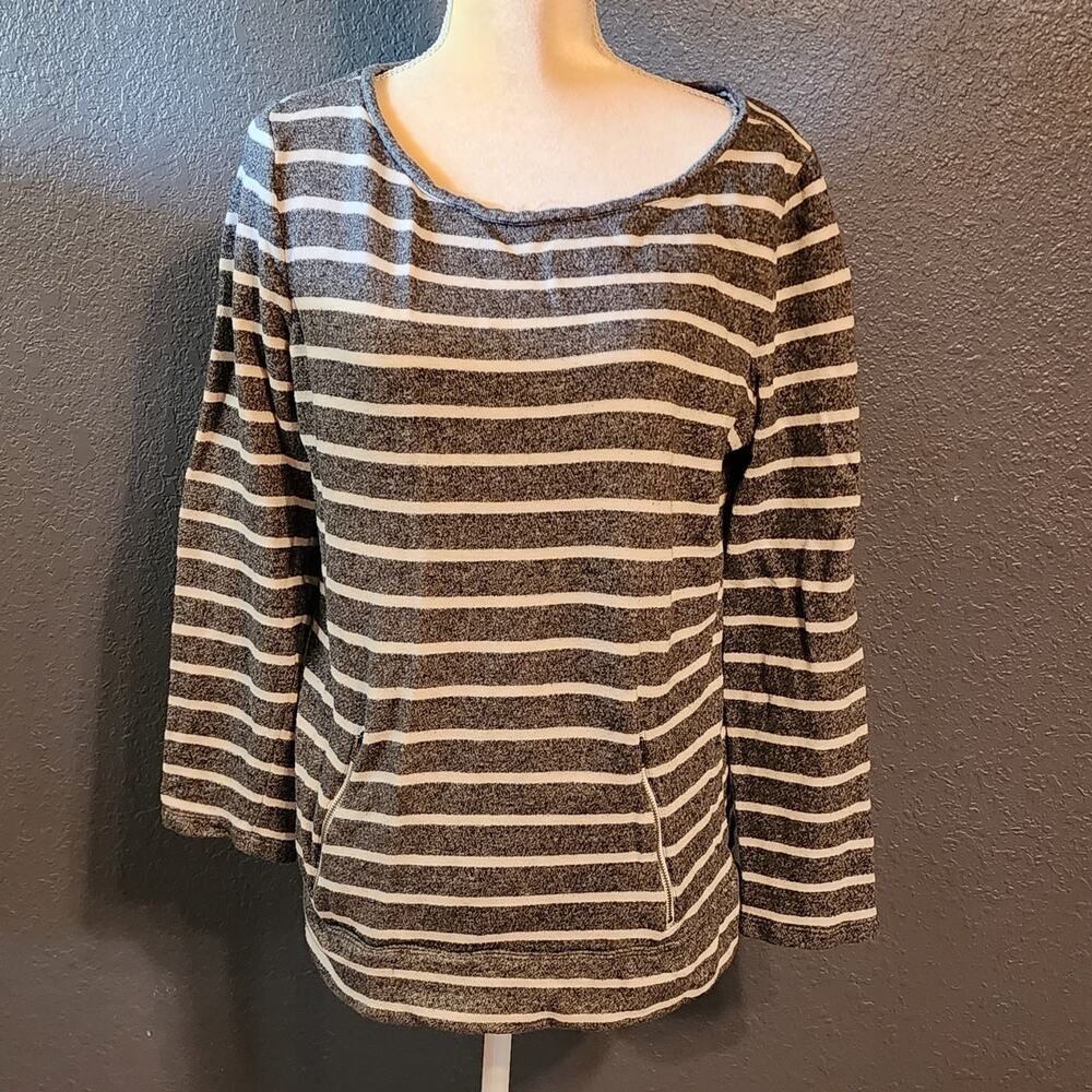 Ann Taylor LOFT Women's Gray and White Striped Popover Two Front Pockets Large